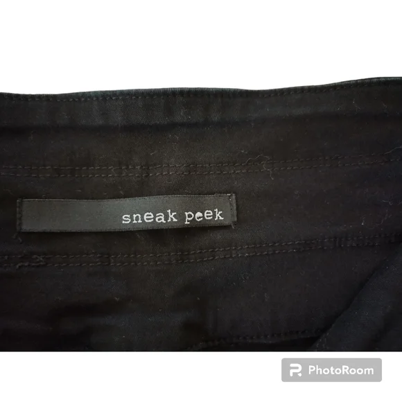 SNEAK PEAK LOS ANGELES| BLACK MID RISE BUTTON FLY SHORTS SIZE MEDIUM - Picture 7 of 7